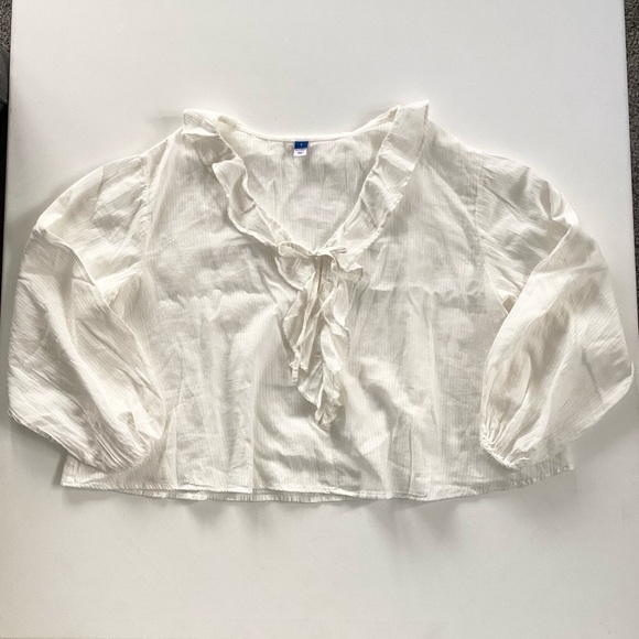 Old Navy Tops - Old Navy Ivory Ruffle Top